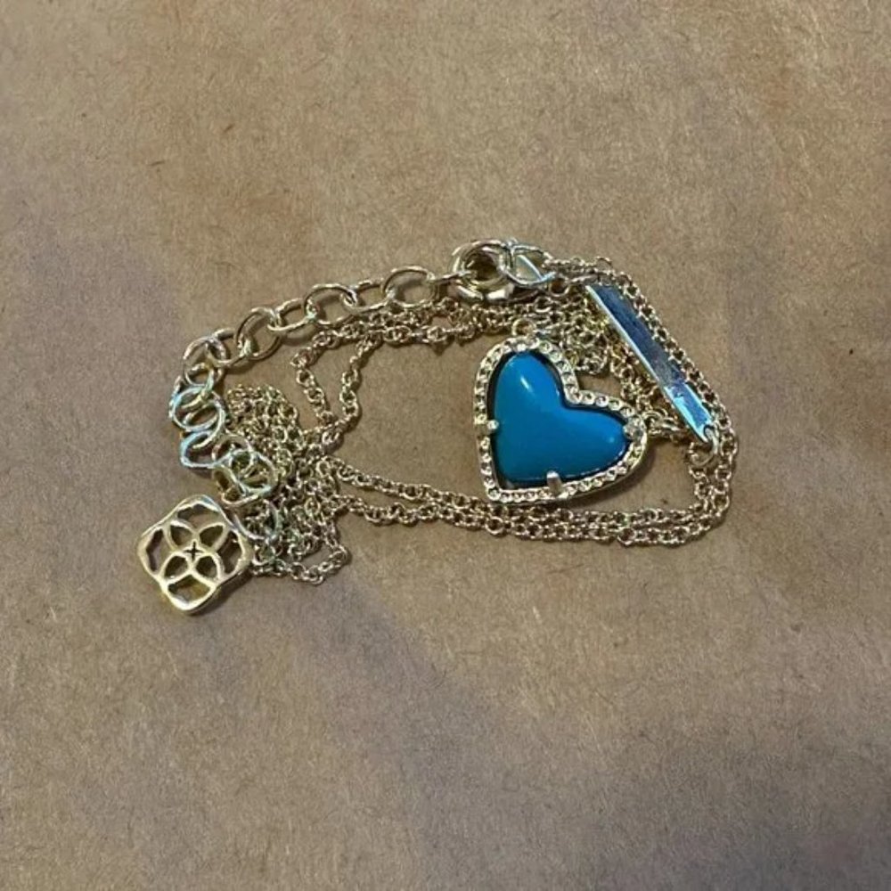 Ari Heart Necklace Turquoise Magnesite